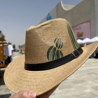 Green aloe-vera hat