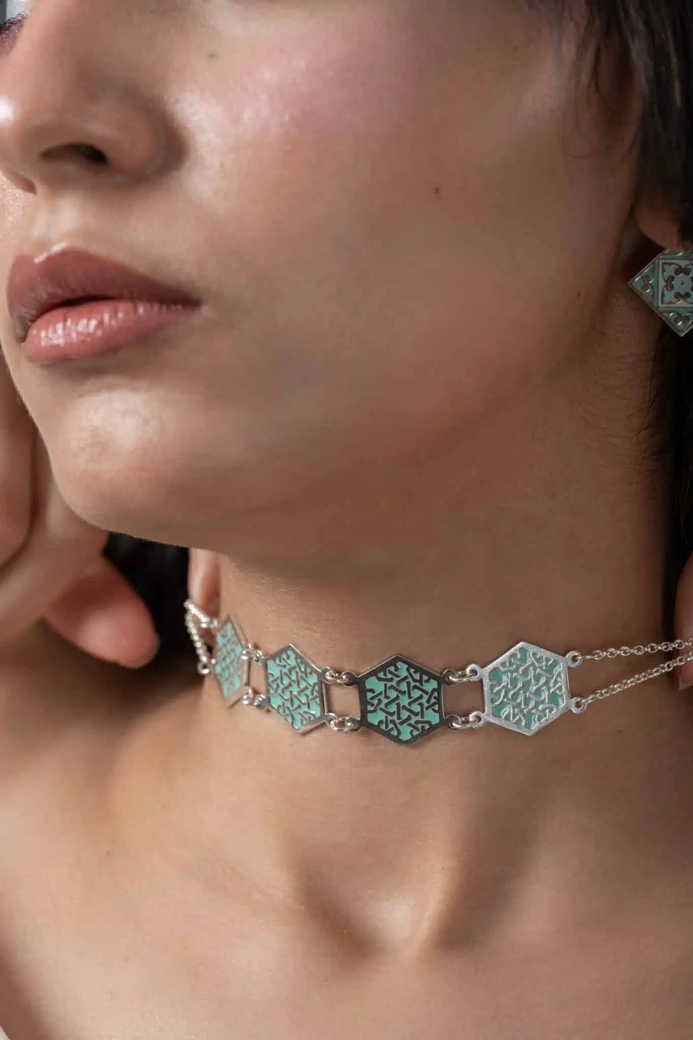 Sterling Silver Double Sided Hexagon Chocker 2 DSC8435 scaled