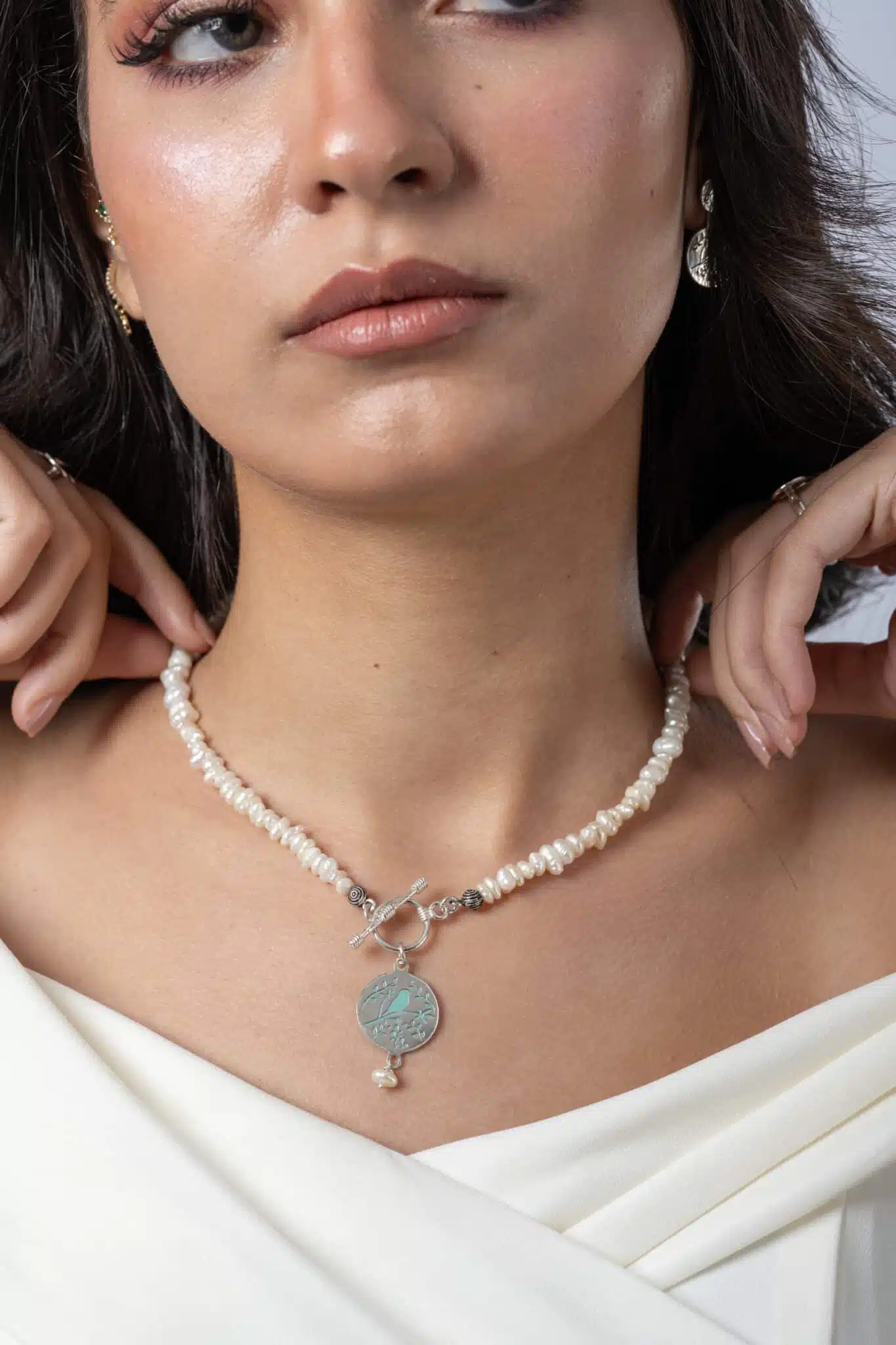 Sterling Silver Double Sided Pendant with Pearls Necklace. 1 Sterling Silver Double Sided Pendant with Pearls Necklace.