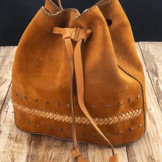 Crossbody bag with belt