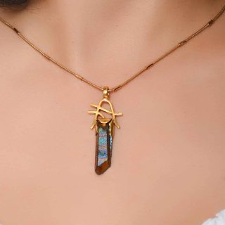 Handmade Sterling Silver labradorite gemstone Pendant (code 589)