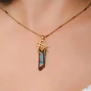 Handmade Sterling Silver labradorite gemstone Pendant (code 589)