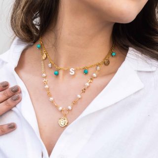 layered pearls necklace