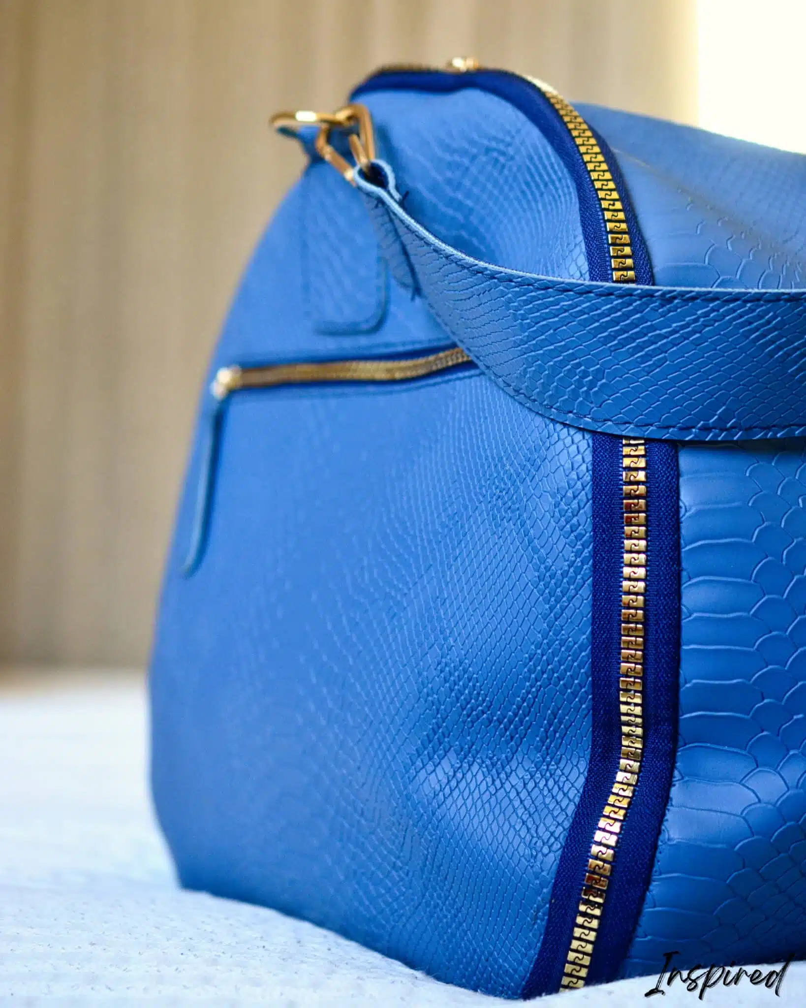 Blue Jeans_ Explorer Bag 3 DSC 3172 scaled