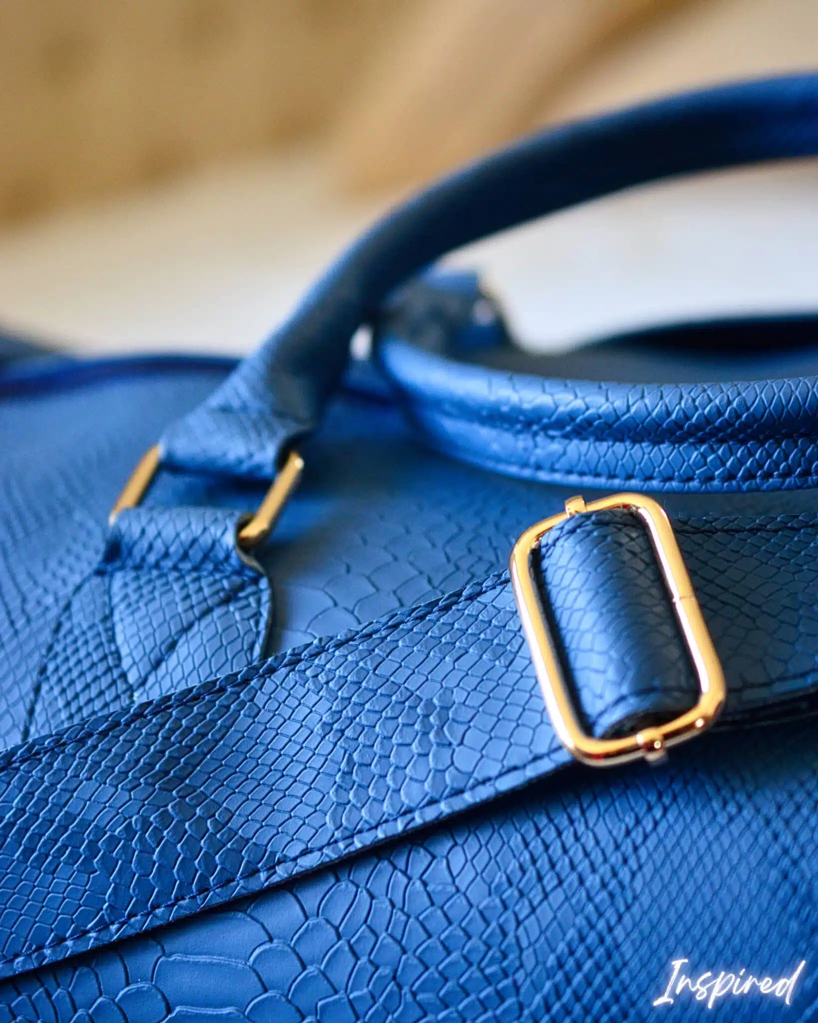 Blue Jeans_ Explorer Bag 2 DSC 3173 scaled