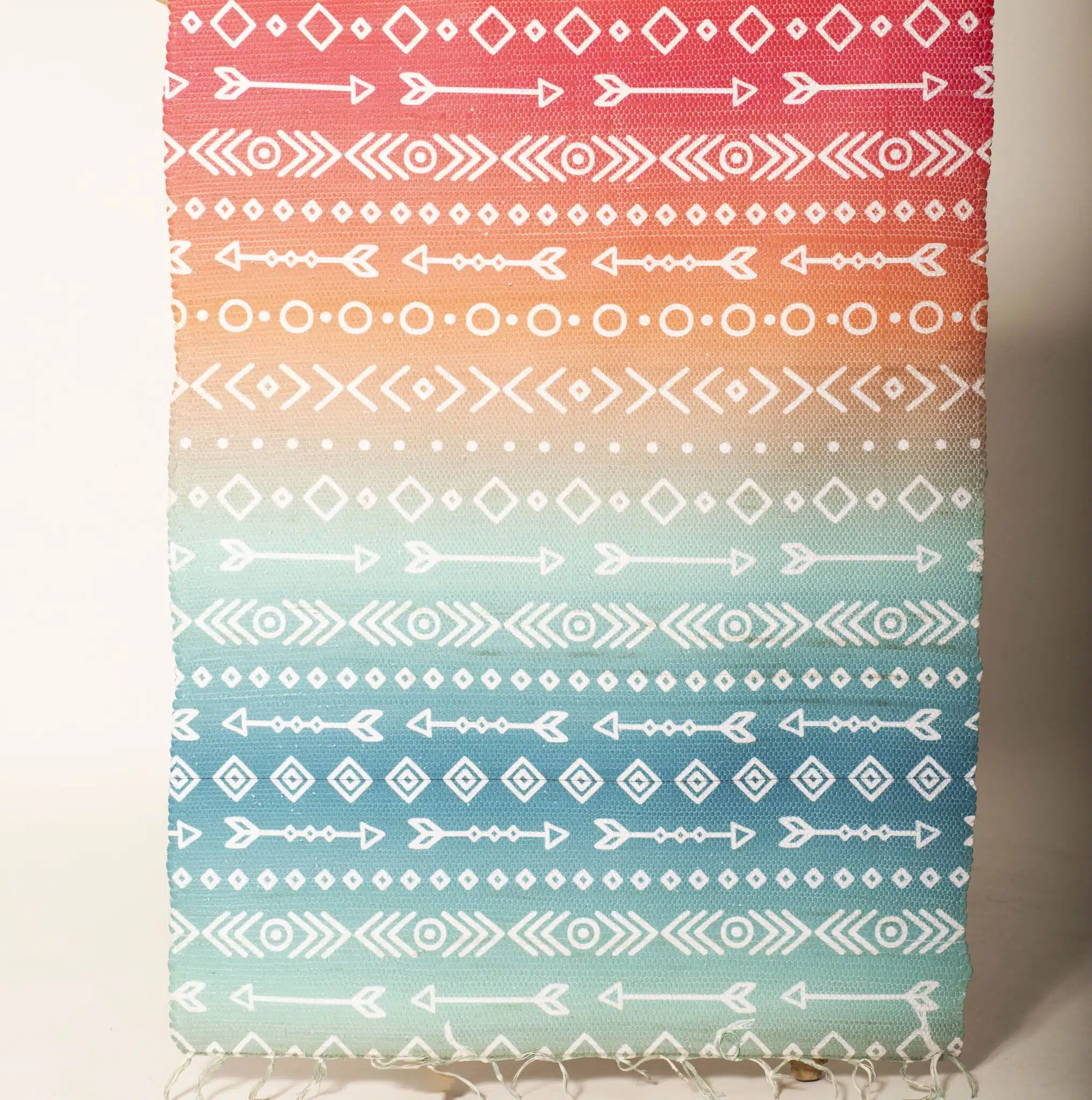 Killim ethnic pattern 2 DSC 9091 scaled