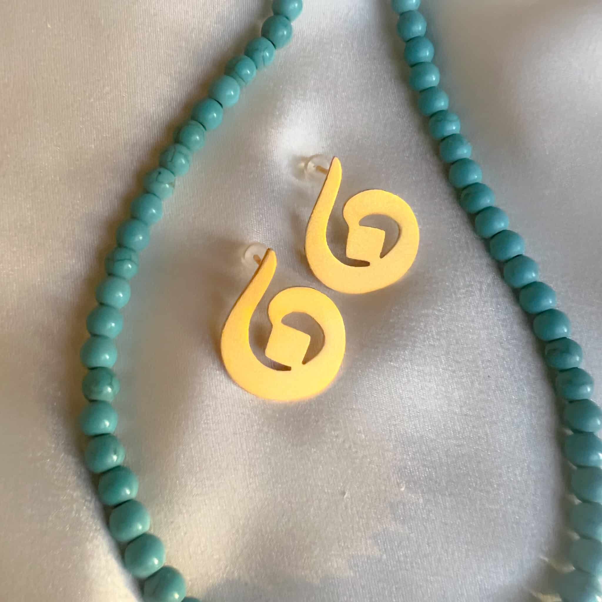 Arabic initial earring 2 ED444870 B901 48C4 A988 F6B295E0B13F scaled