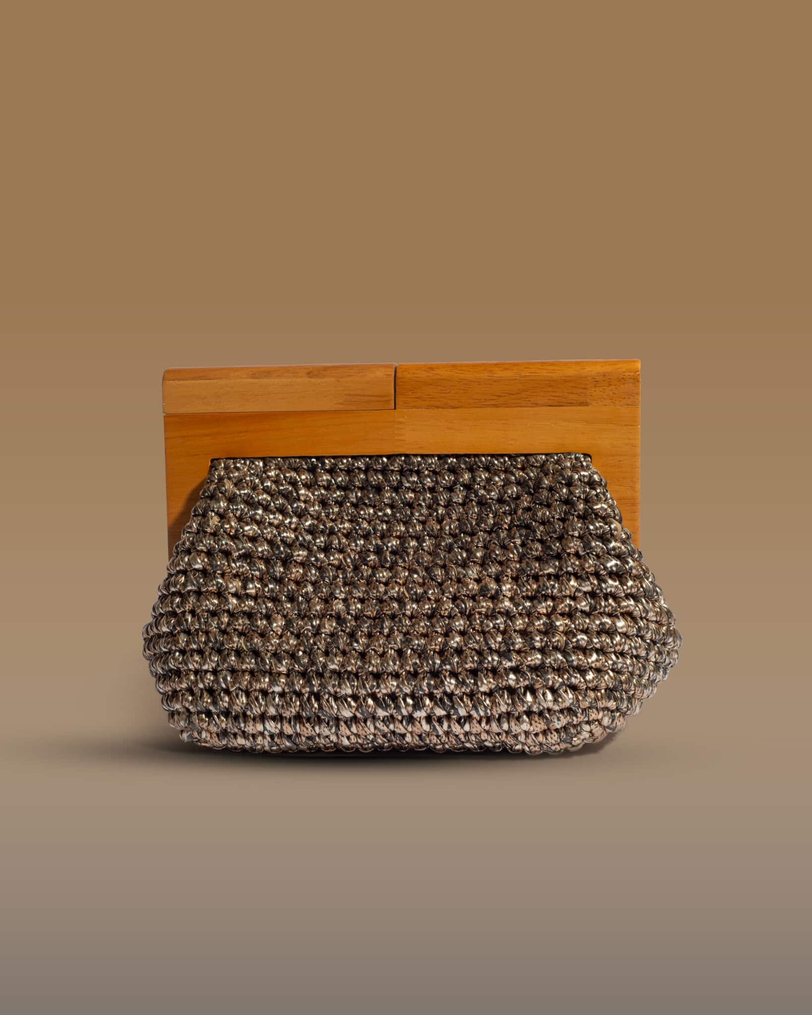 Metallica Clutch (With Hazel Frame) 4 F11D1D1B 302B 47F4 8C95 7BA28CA73A67 scaled