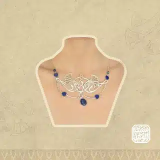 Lotus necklace with lapis lazuli