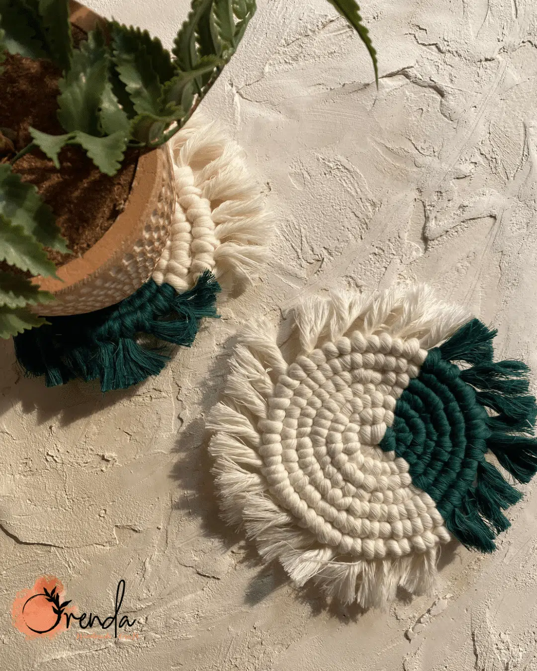 Macrame two tone coaster 2 FBBEE506 4BF2 4028 B56B 56493C183FF0