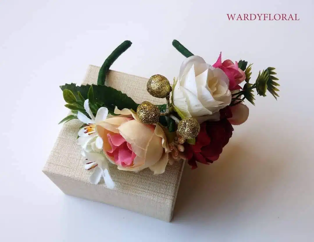 Christmas wrist corsage. 2 FB IMG 1669829276800