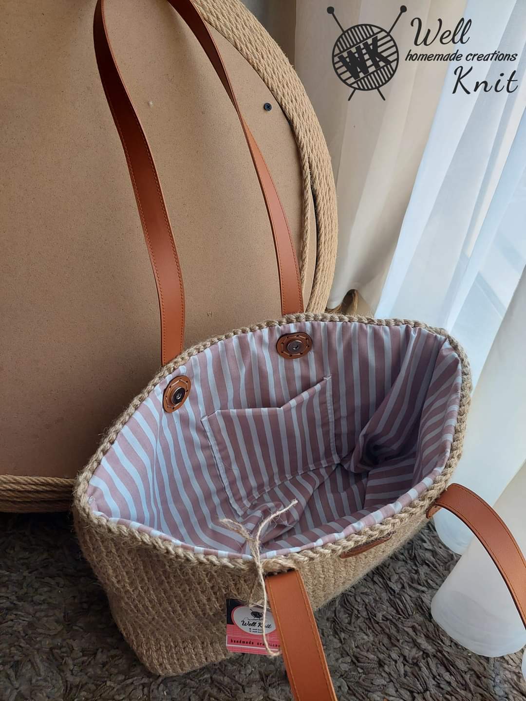 Rectangular bag with leather handle 2 FB IMG 1684884906170