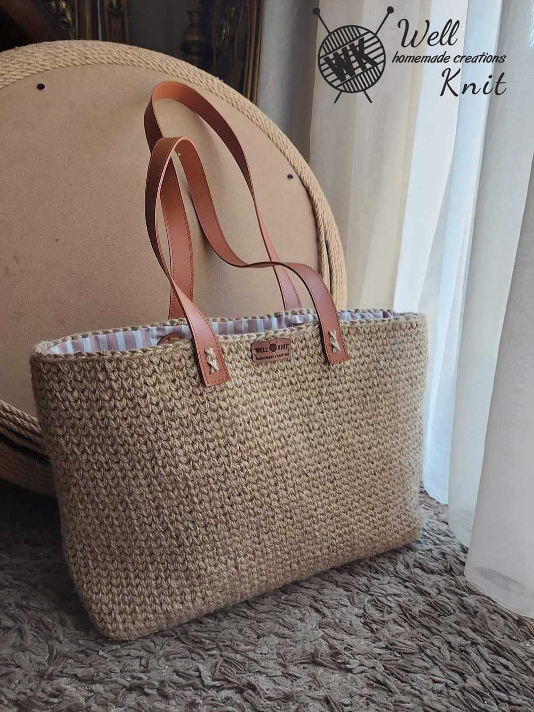 Rectangular bag with leather handle 4 FB IMG 1684884909145