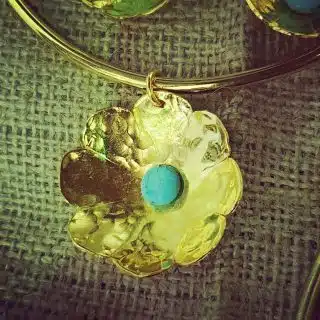 Hammered concave flower set