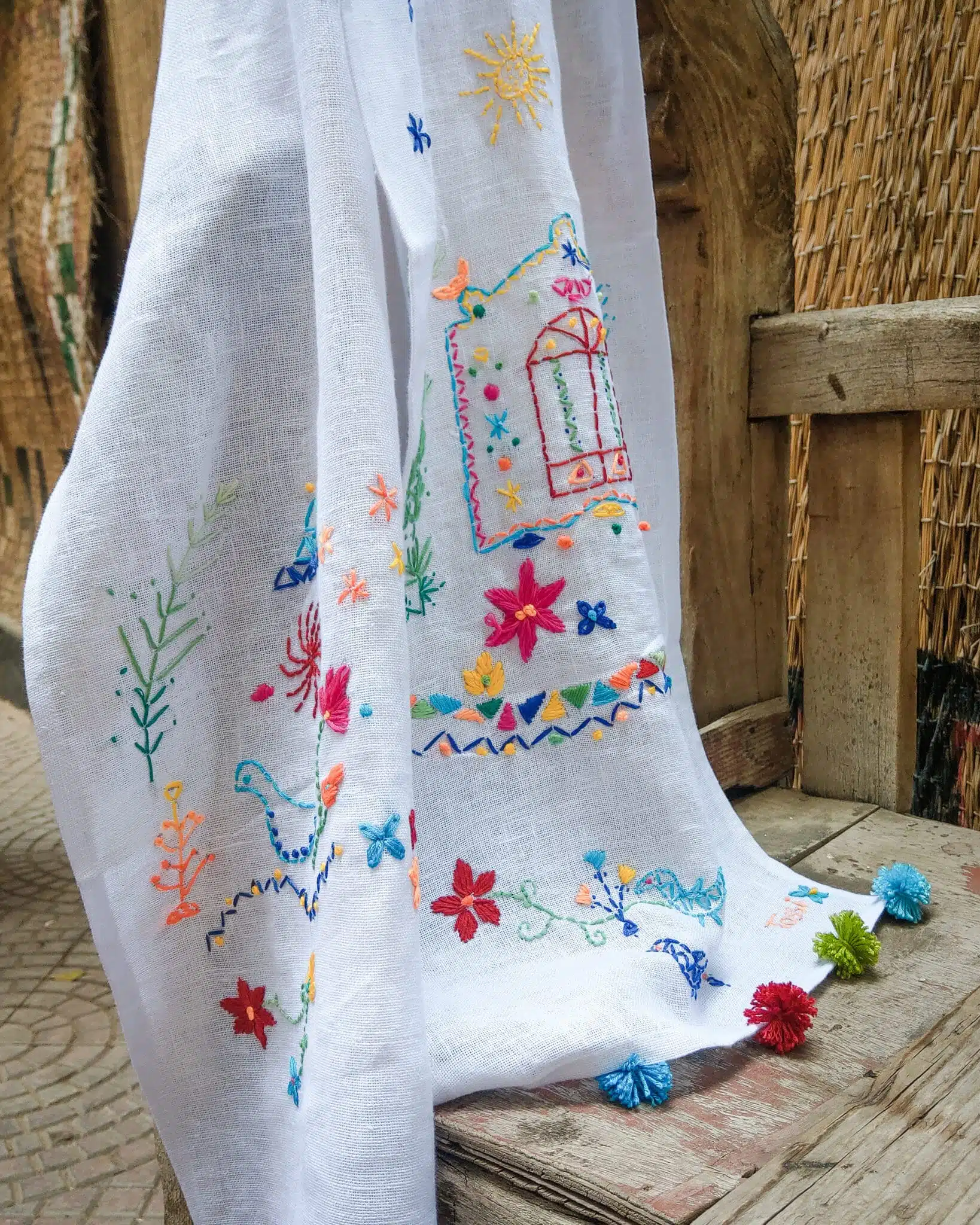 Nubian White Linen Shawl 2 IMAG6671 scaled