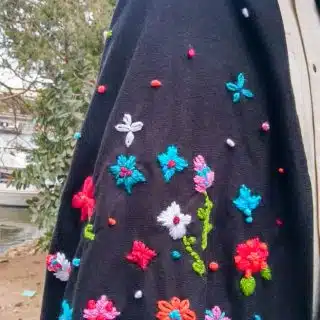 Black Wool Tiny Floral Shawl