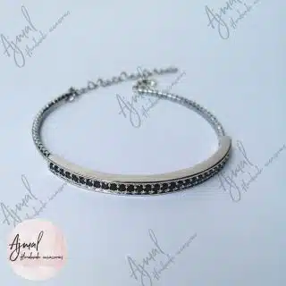 Stainless steel bracelet with hematite stones