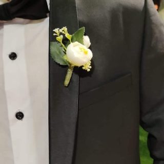 BUTTONHOLE.FLOWERS ACCESSORIES FOR HIM