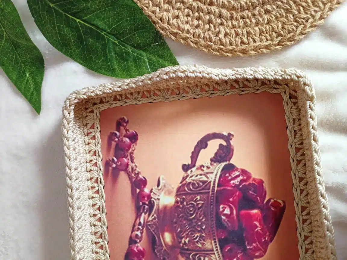 Ramadan crochet wooden tray 7 IMG 20220404 WA0022