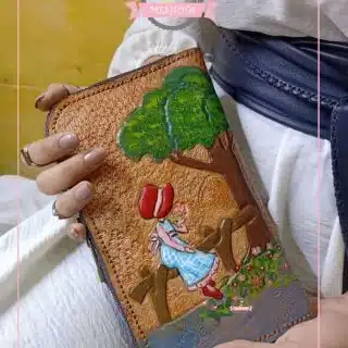 محفظة جلد طبيعي من الطبيعة