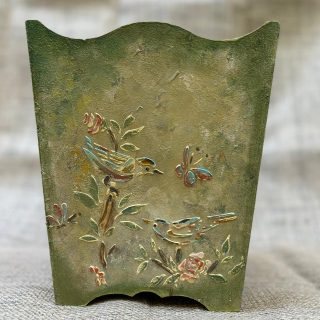 Set of trash pin & tissue box