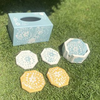 Modern Tissue box & Coatsers Set