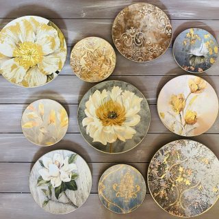 Golden Flower Wall Plates Collection