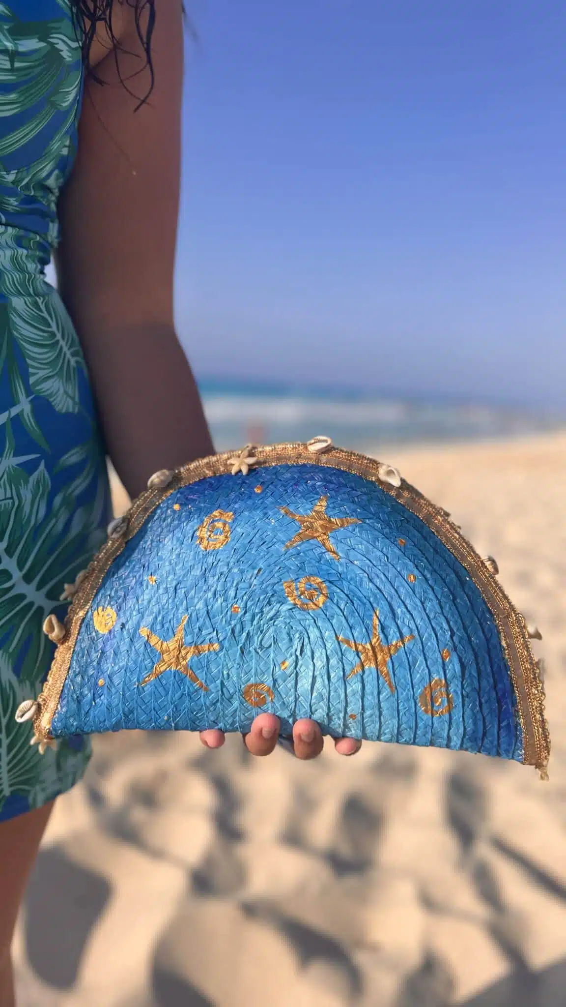 Sun shine elegance straw clutch 1 Sun shine elegance straw clutch