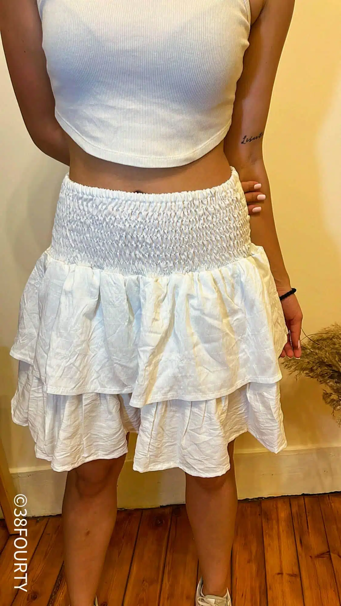 2000’s Skirt - White 1 2000’s Skirt - White