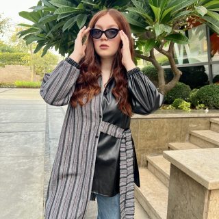 Asymmetric shacket with removable belt in black