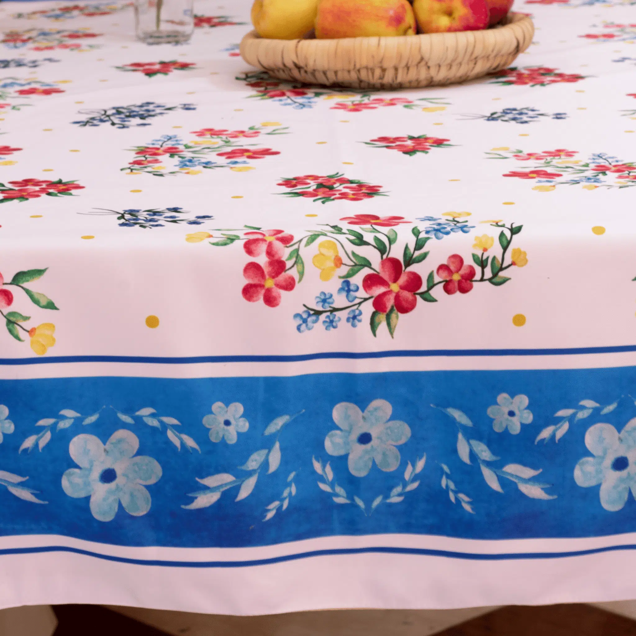 Vintage Square table cover 8 IMG 0845