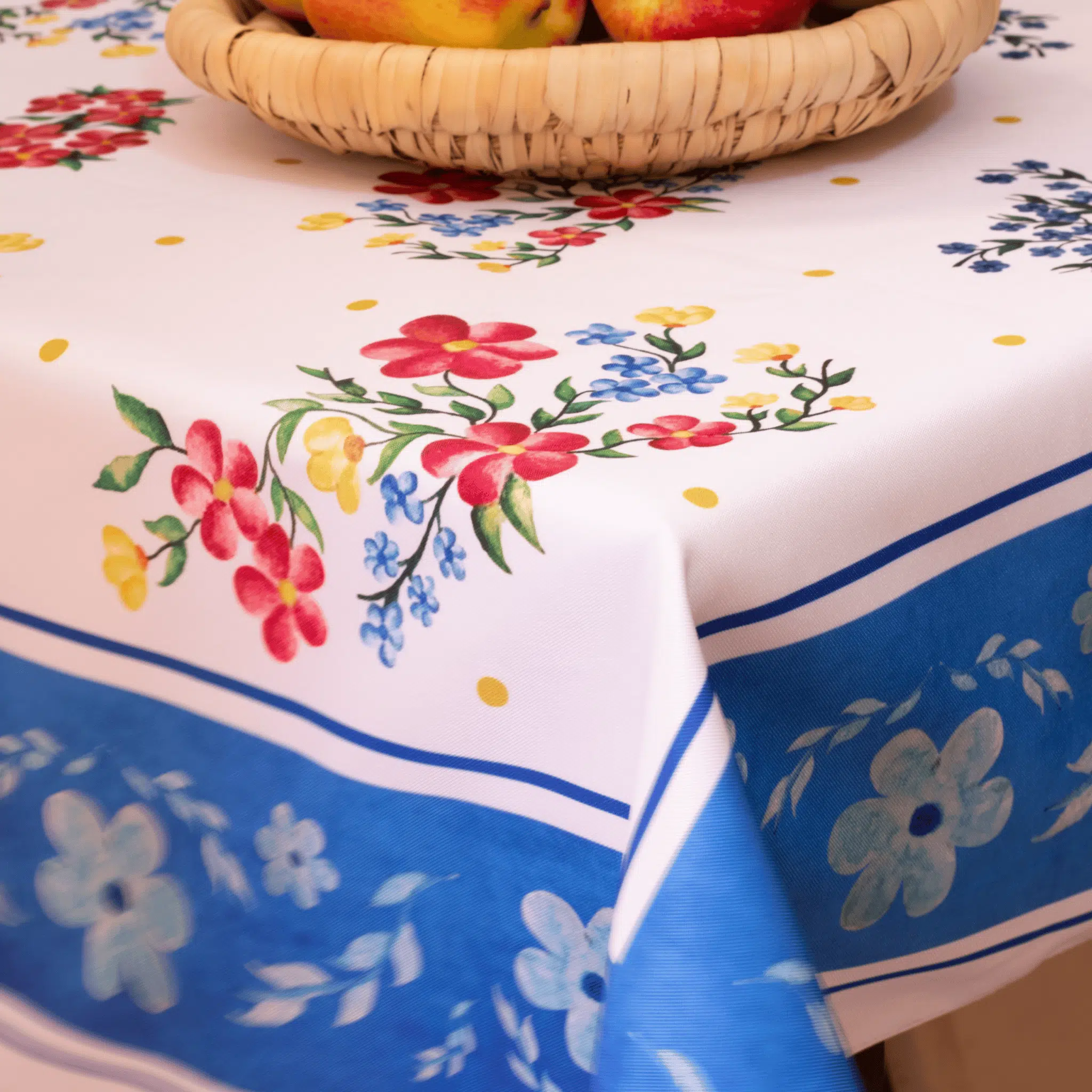 Vintage Square table cover 7 IMG 0859