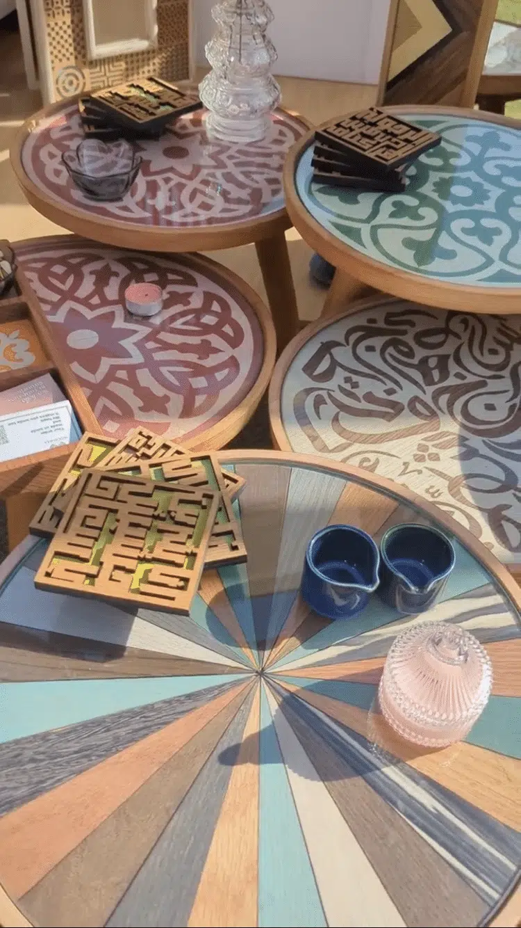 Pink side tables 3 IMG 0895 Original 1