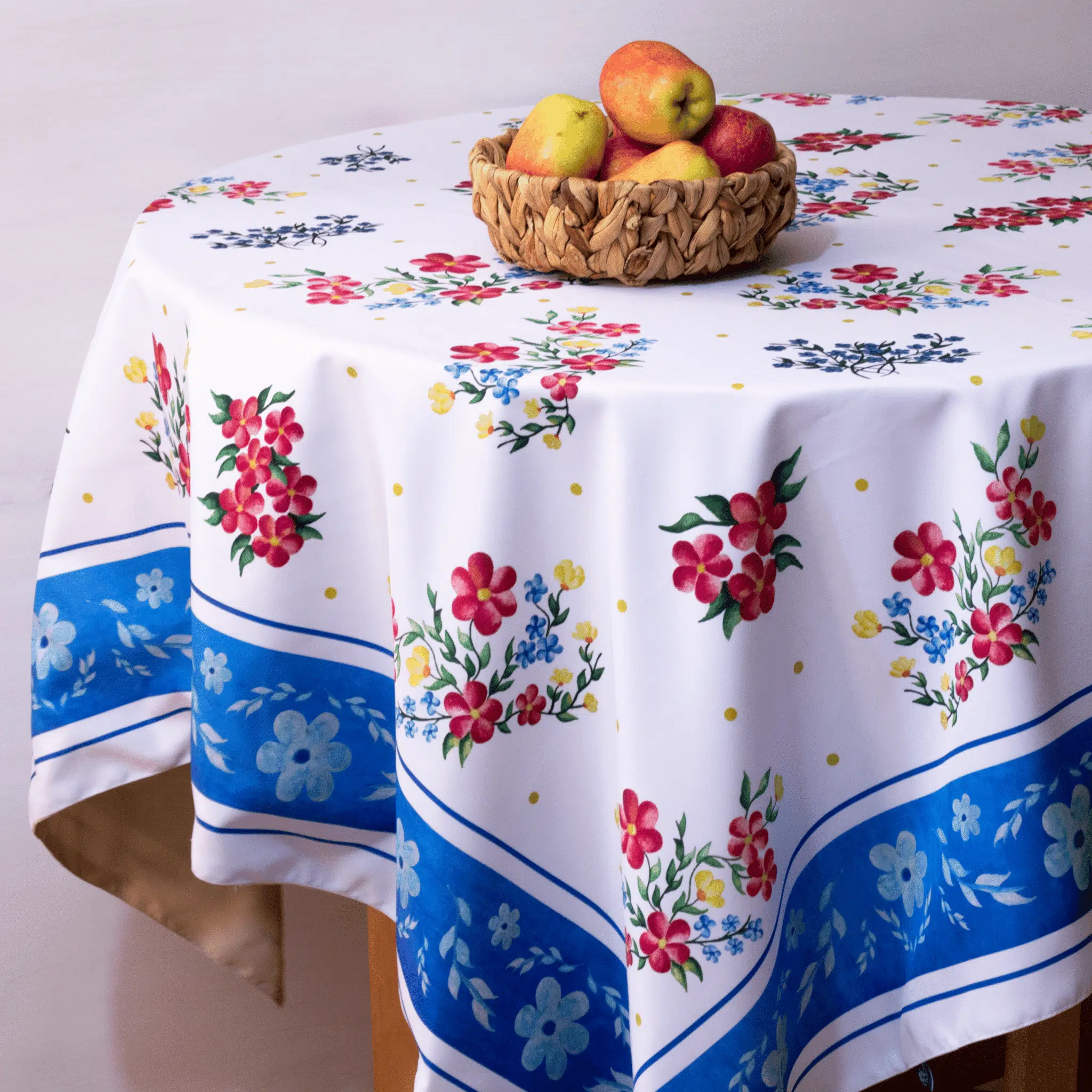 Vintage Square table cover 2 IMG 0993