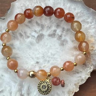 Agate stretch bracelet, gold filled spacers.