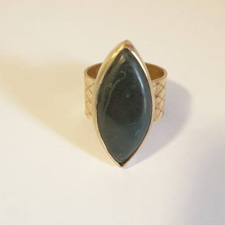 Green agate pointed oval ring