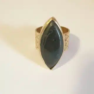 Green agate pointed oval ring
