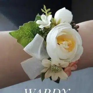 Flowers bracelet for brides ,bridesmaids maids and PROM events.