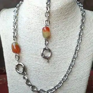 Stainless steel set with agate stone