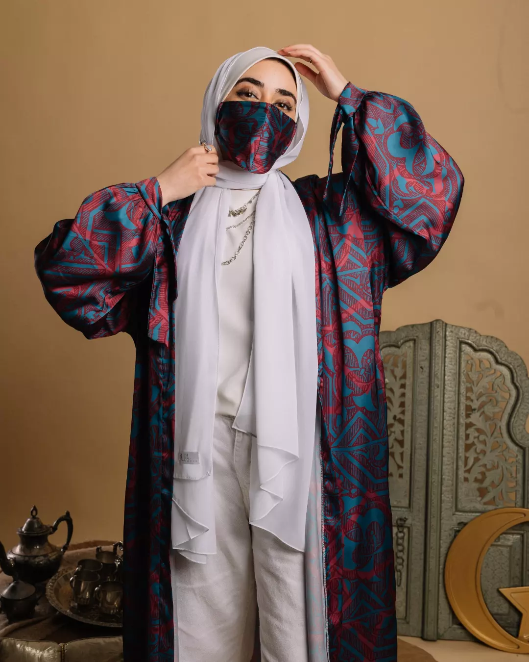 Arabesque silk satin kimono 4 IMG 20220325 185519 952