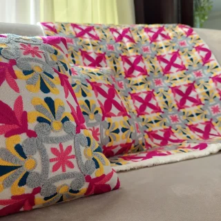 Fushia Arabesque Throw.