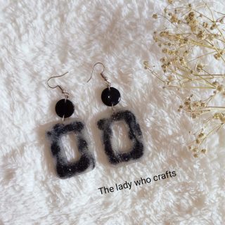 Resin Black earing