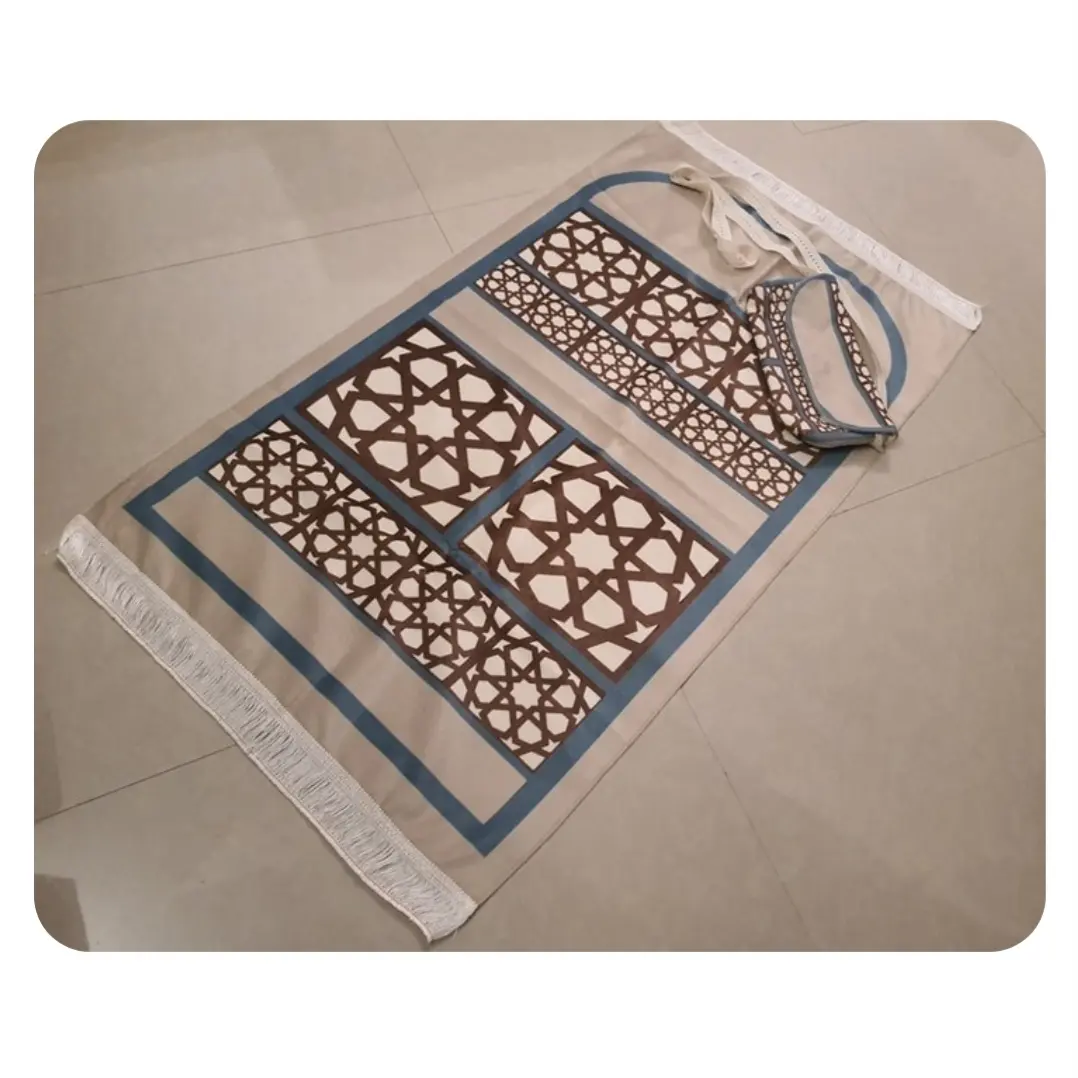 سجاده قطيفه مقاس ١٠٠سم ف ٨٠ سم بشنطه كروس 2 IMG 20230319 221657 780