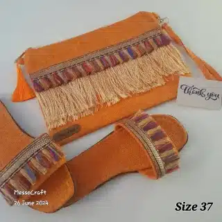 Orange lovers 🧡 A clutch and slippers set