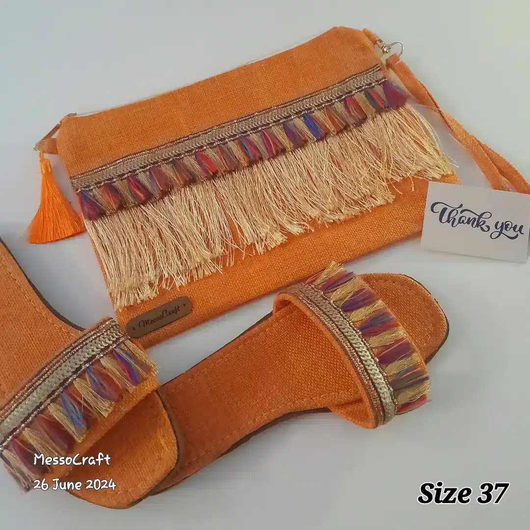 Orange lovers 🧡 A clutch and slippers set 1 Orange lovers 🧡 A clutch and slippers set