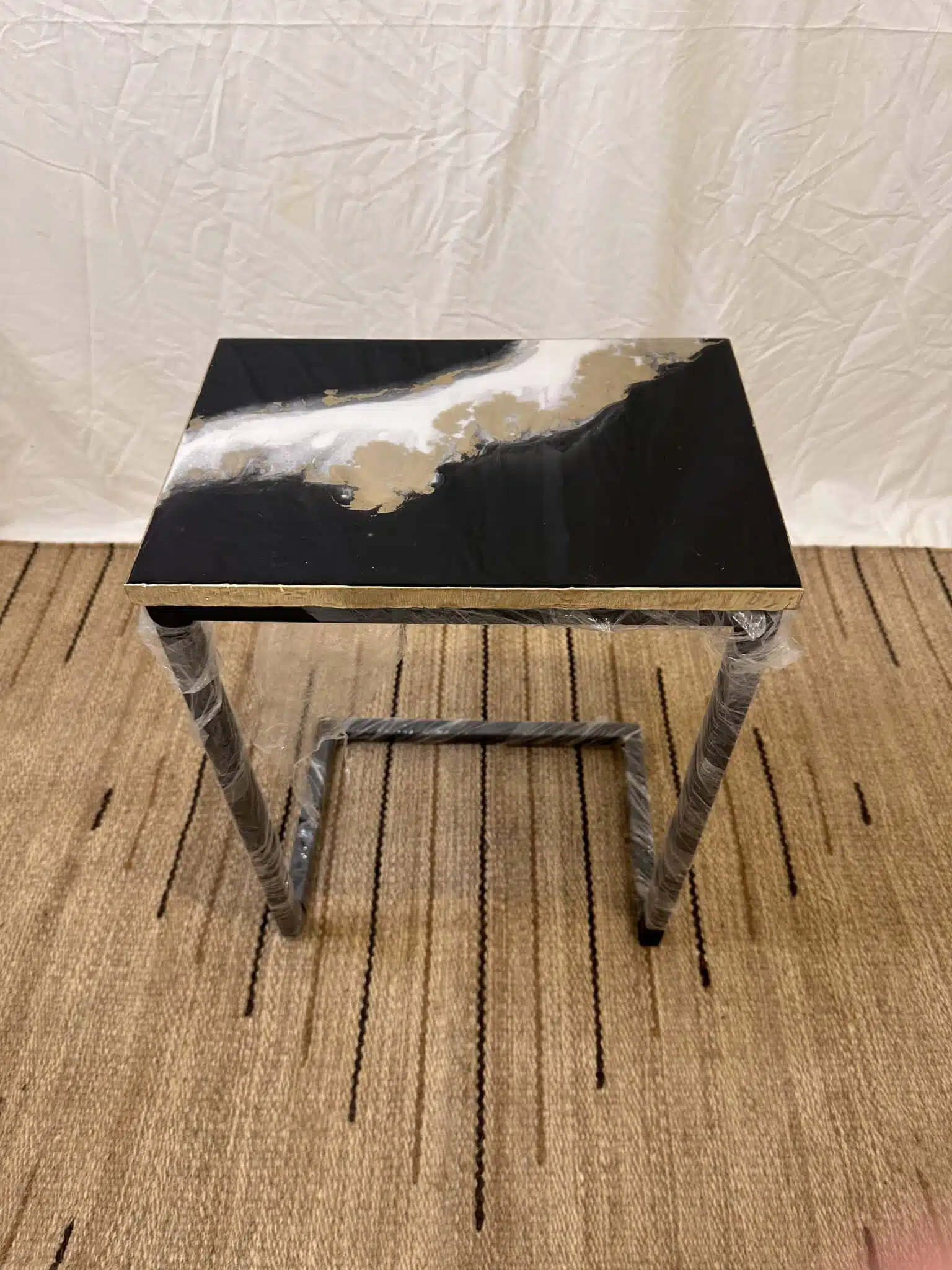 Golden-Black Table Set 5 black-gold table medium size