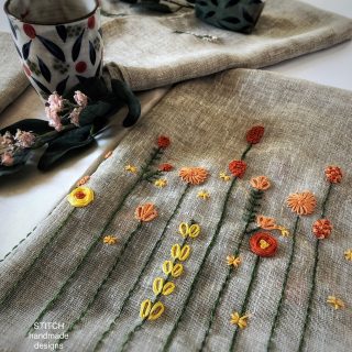 Flowered Retreat Runner