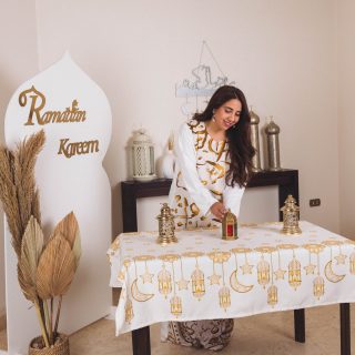 Table Cover Fawnees We Zeena