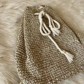 Crochet back bag
