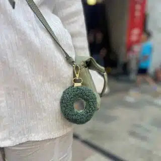 Yellow star mirror chain